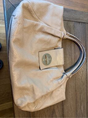 kate spade beige leather shoulder bag with gold turn-lock